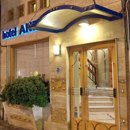 Anesis 2* كاستوريا