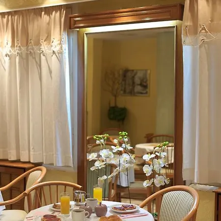 Anesis Hotel